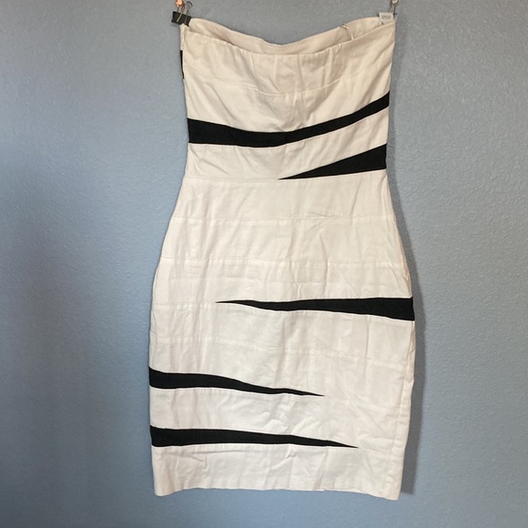 B. DARLIN strapless white and black dress size 3/4 - Picture 4 of 12